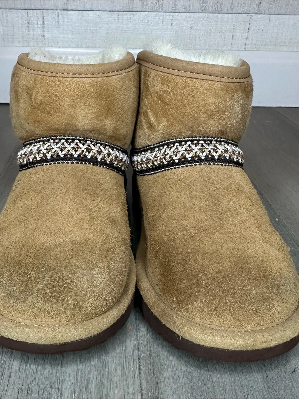 UGG Classic Mini Crescent Boot Chestnut (Toddler) 11